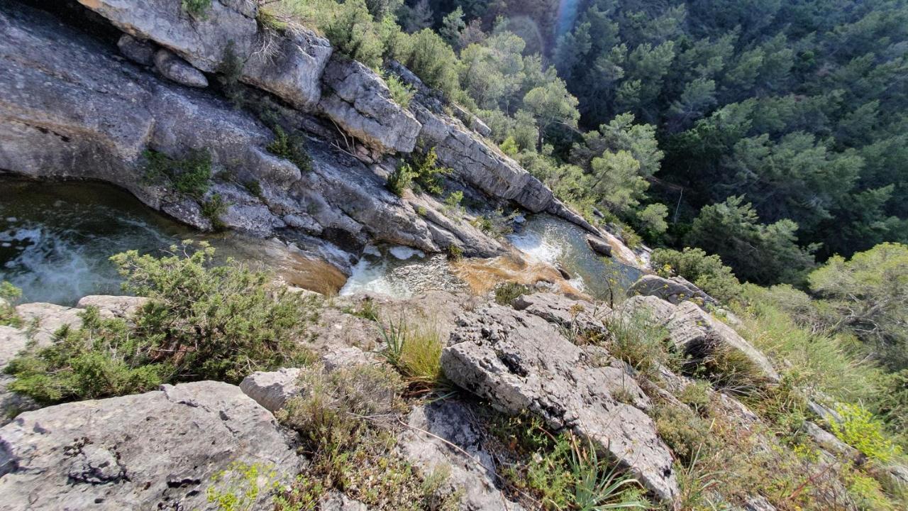 Apartamentos La Venta Del Rome Horta de Sant Joan Bagian luar foto