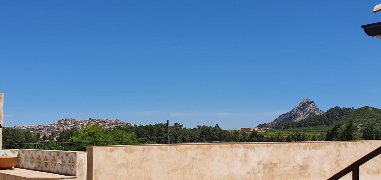 Apartamentos La Venta Del Rome Horta de Sant Joan Bagian luar foto